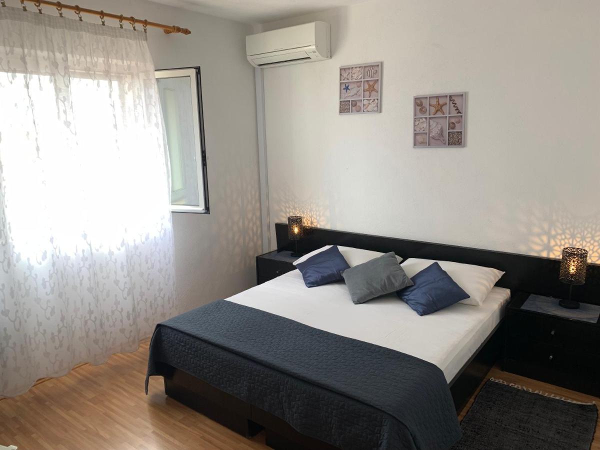 Apartments & Rooms Pierino Bol Extérieur photo