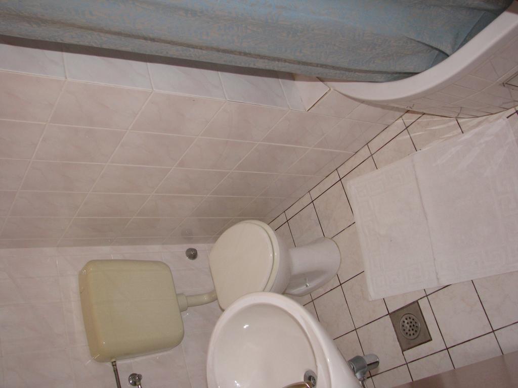Apartments & Rooms Pierino Bol Extérieur photo